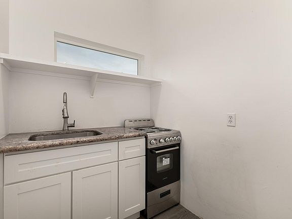 5th image of 1933 E Monroe St #1