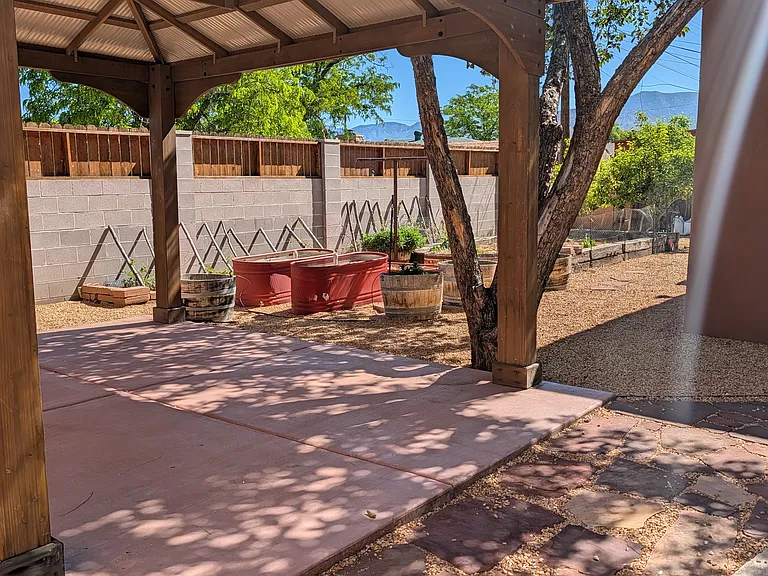 8215 San Juan Rd NE — Photo 24