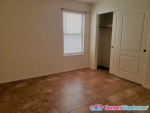 Great 4 bedroom home in the Thompson Ranch community. — Photo 4