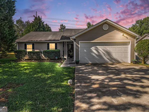 3350 Homeward Trl, Ellenwood, GA 30294