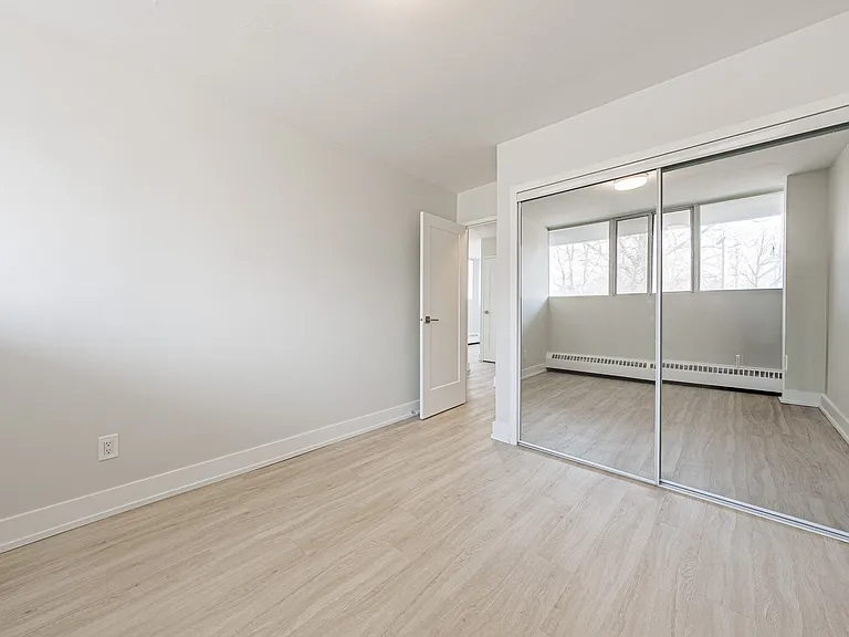 2160 Lakeshore Rd — Photo 59