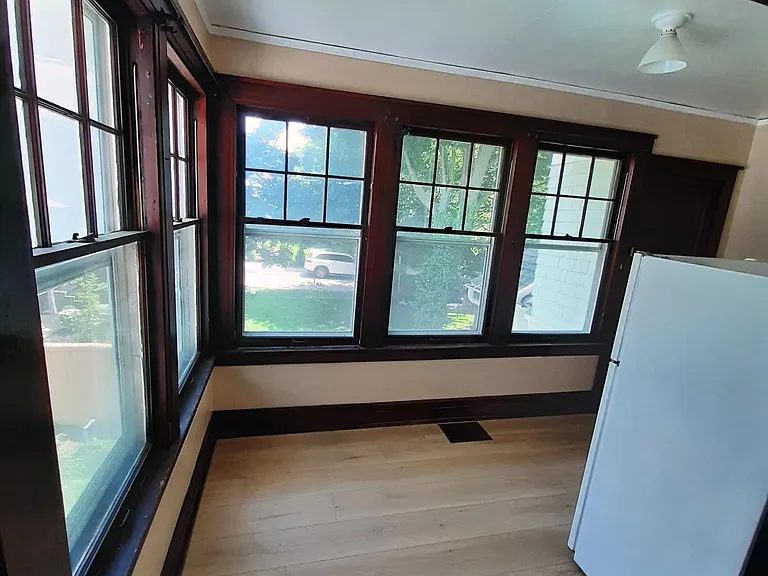 110 Lafayette Ave SE #3 — Photo 12
