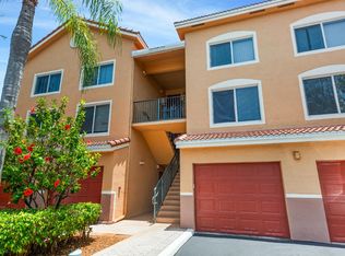400 Scotia Dr APT 303, Hypoluxo, FL 33462