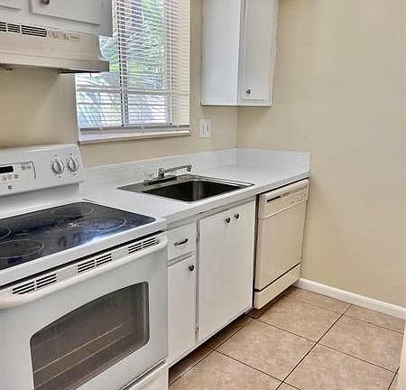 2nd image of 6074 Forest Hill Blvd APT 110