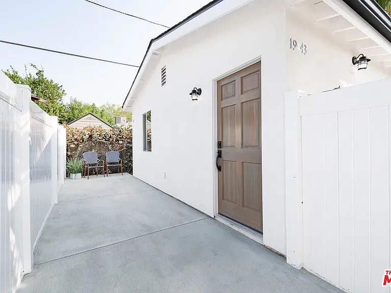 19143 Lemay St — Photo 1