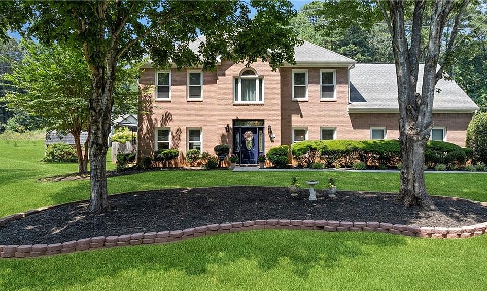 1st image of 1668 Stony Creek Way SW