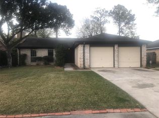 6658 Canyon Way Dr, Houston, TX 77086