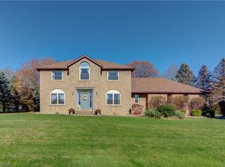 2563 Connecticut Ct, Uniontown, OH