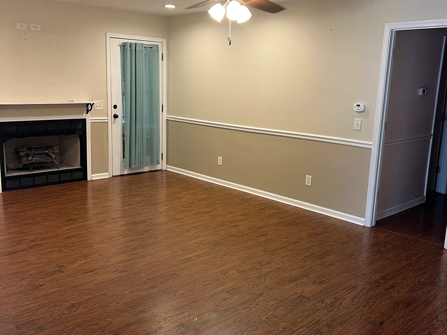 3 bed, 1250 sqft, $1,700 — Photo 2