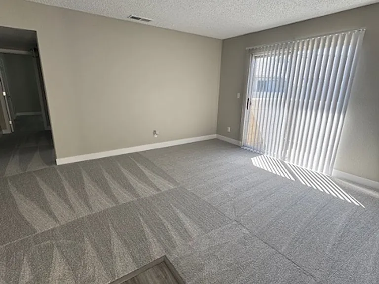 Autumn Run Apartments — Photo 3