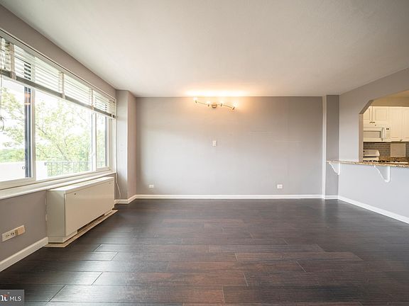 2nd image of 4501 Arlington Blvd APT 615