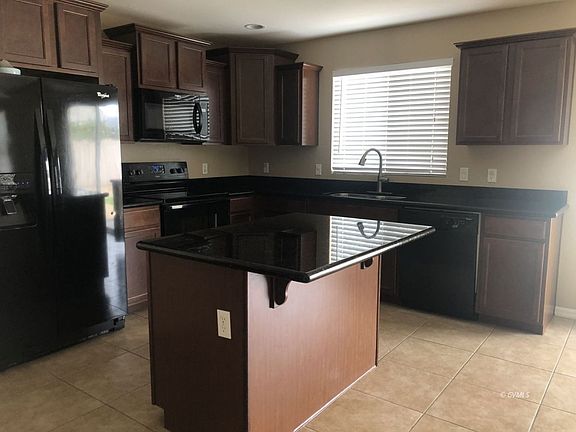 5th image of 1528 E Hobble Creek Dr