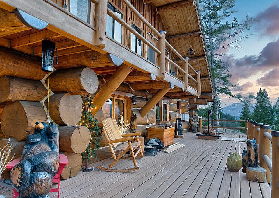Wrap around deck 