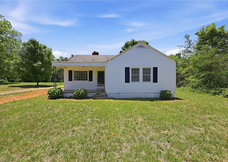 1st image of 1611 Holly Grove Rd