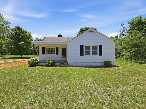 1611 Holly Grove Rd, Lexington, NC 27292