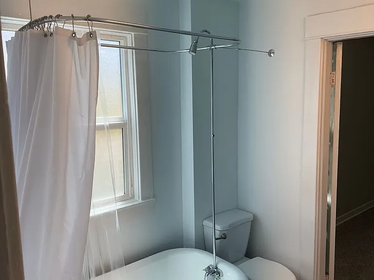 1351 McCoy Ave NE — Photo 5