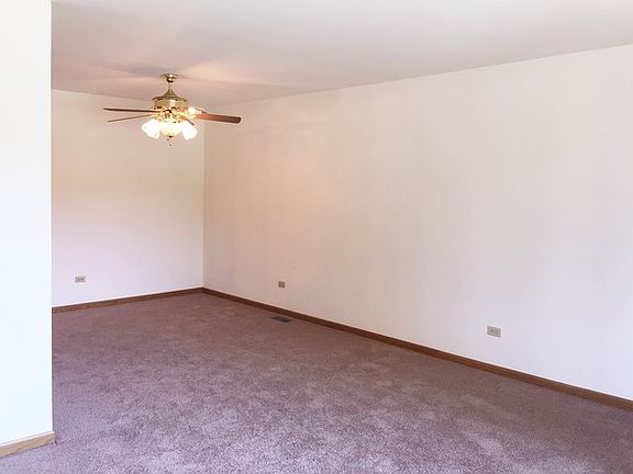 5th image of 8254 Aspen Ln #8254