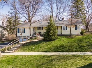 5625 Carpenter St, Downers Grove, IL 60516