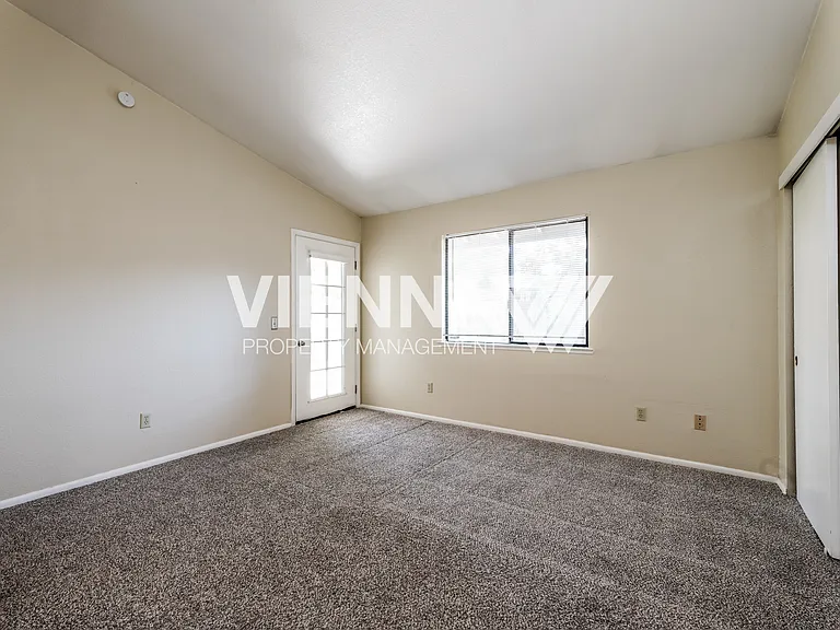 3358 Brownlea Cir — Photo 12