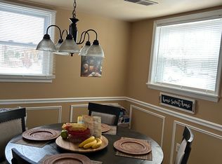 13607 Lindendale Rd, Woodbridge, VA 22193