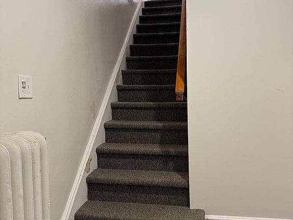 STAIRS TO 2ND FLOOR