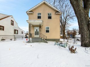 902 Melrose St, Pontiac, MI 48340
