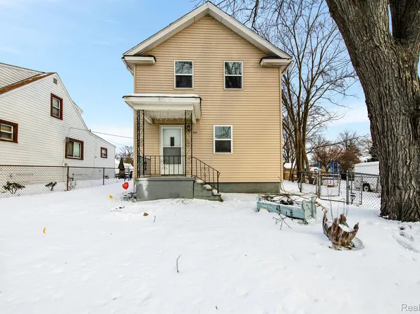 902 Melrose St, Pontiac, MI 48340