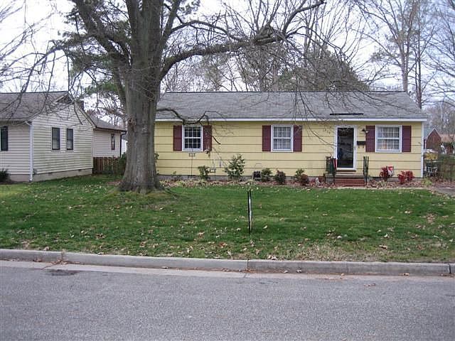 1st image of 229 Bruton Ave