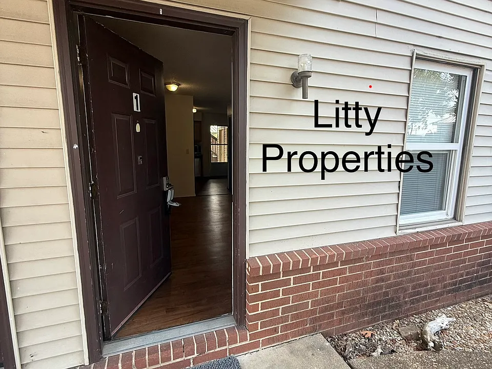 237 Hillcrest Rd #1