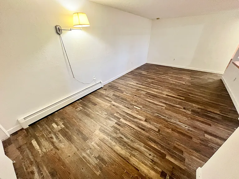 11503-11523 W 61st Pl #11523-1/2 — Photo 4