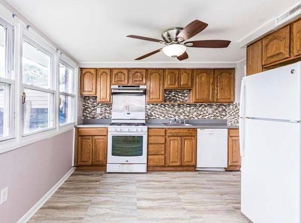 1st image of 427 Caledonia Ave