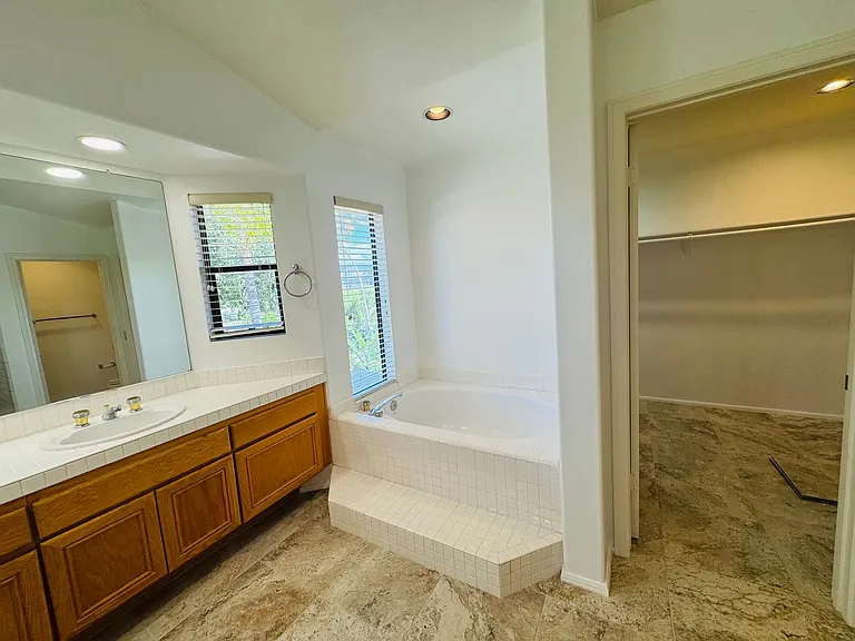 4915 Paseo Montelena — Photo 21