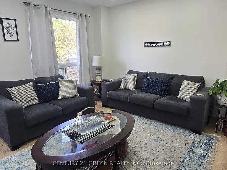 849 Millworks Cres — Photo 12