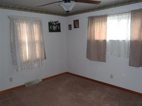 4th image of 822 Hardin Dr