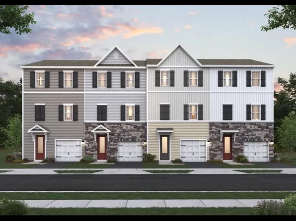 54 Basswood St, Berlin, NJ 08009