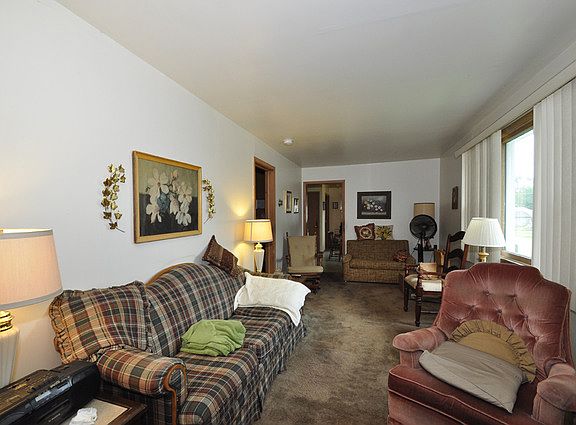 5th image of 421 S Elmwood Ave