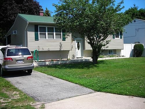 1st image of 2711 Heather Ave