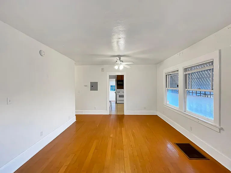 2450 Parker St — Photo 5