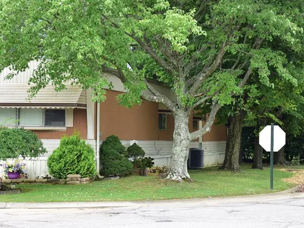 120 Chestnut Ct, Mansfield, OH 44906