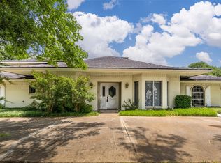 1905 Rockcliff Ct, Arlington, TX 76012