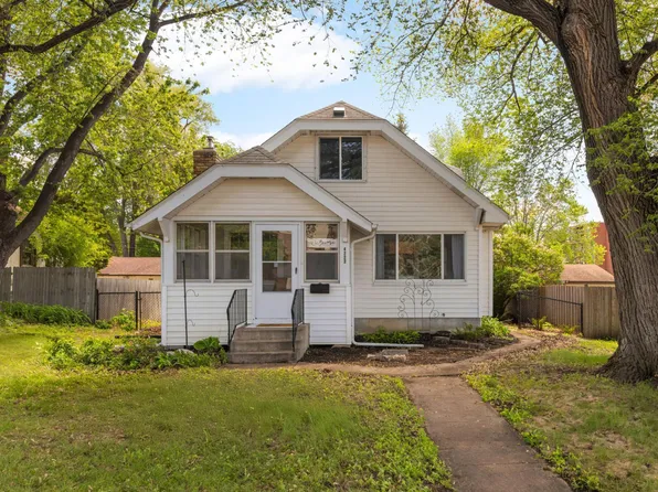 4223 40th Ave N, Robbinsdale, MN 55422