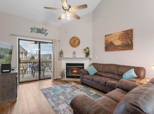 123 Bunker Ridge Dr APT 10, Branson, MO 65616