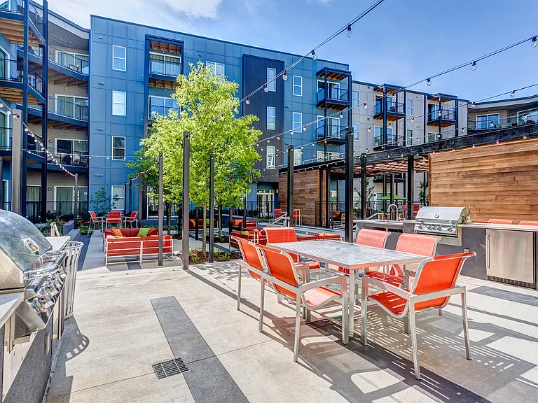 Artisan Twickenham Square — Photo 41