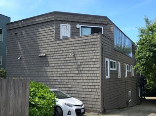 7307 Bainbridge Pl SW APT 4, Seattle, WA 98136