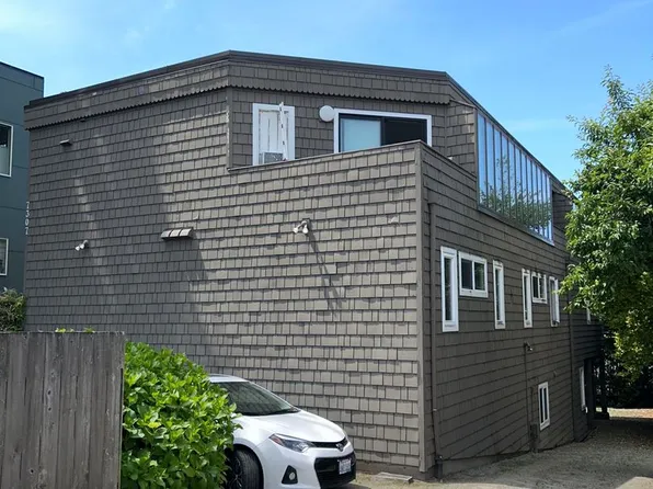 7307 Bainbridge Pl SW, 7307 Bainbridge Pl SW APT 4, Seattle, WA 98136