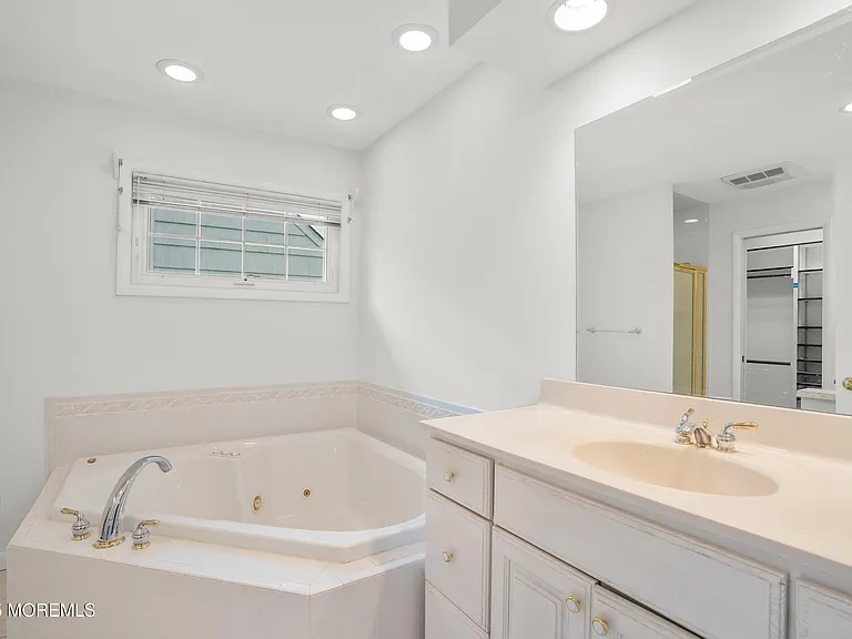 221 Belmar Ave — Photo 15