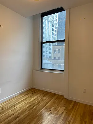 Rented by City Connections Realty | media 3