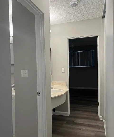Woodbridge Village Apartments — Photo 20