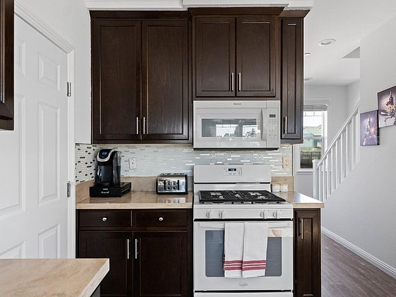 5th image of 451 Pedrigal Place