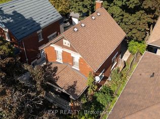 50 Walnut St, Kitchener, ON N2G 1P6